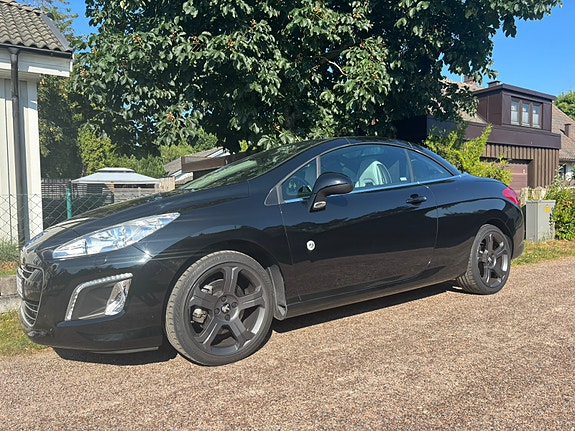 Peugeot 308 4 of 5