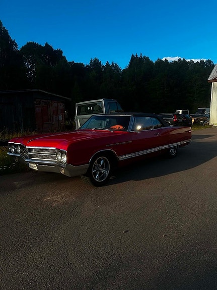 Buick Electra 225 4 of 5