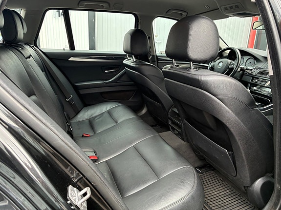 BMW 520d 16 of 17