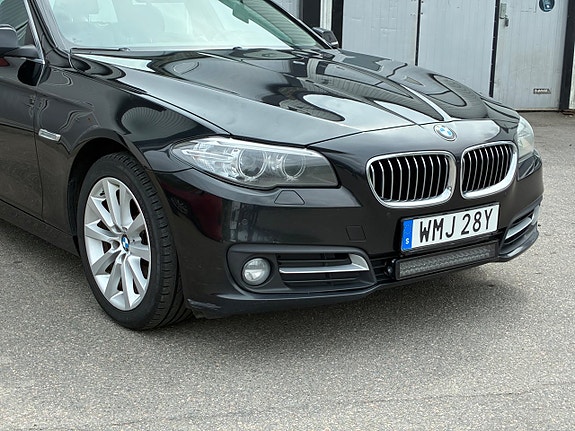 BMW 520d 3 of 17
