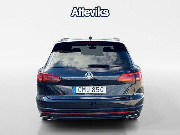 Volkswagen Touareg 4 of 5