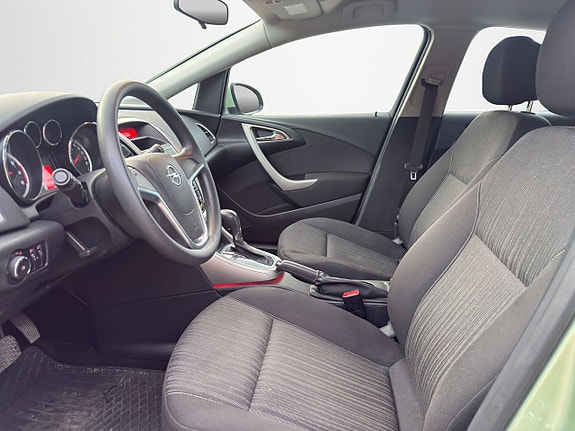 Opel Astra 9 of 25