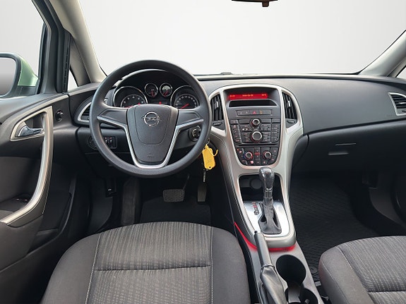 Opel Astra 10 of 25
