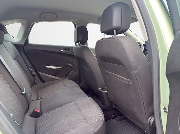 Opel Astra 13 of 25