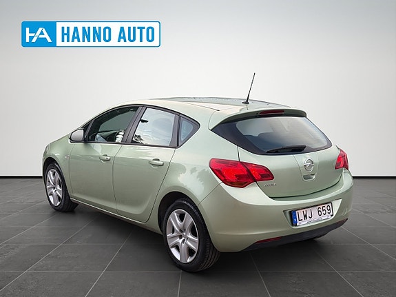 Opel Astra 3 of 23