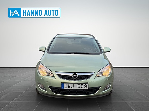 Opel Astra 6 of 23