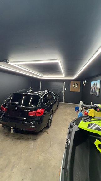 BMW 330i 3 of 3