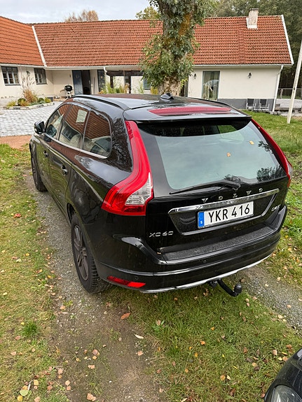 Volvo XC60 3 of 5