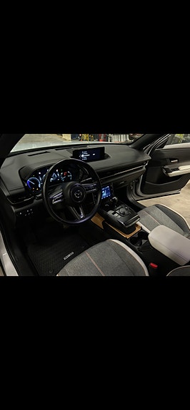 Mazda MX-30 4 of 5