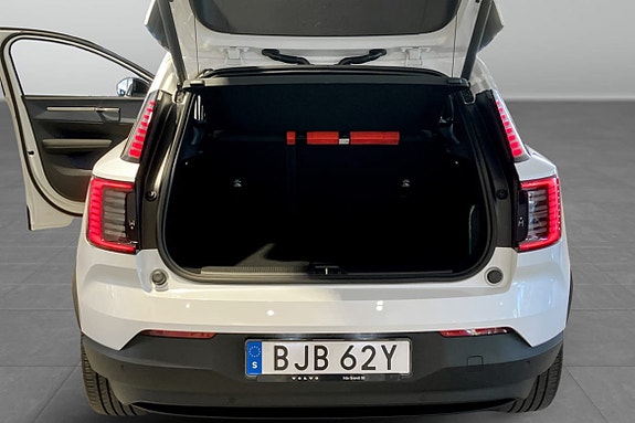 Volvo EX30 9 of 9