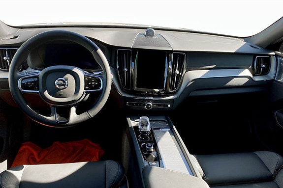 Volvo XC60 5 of 5