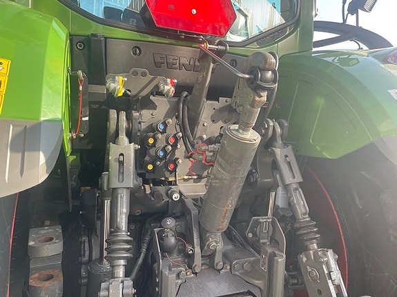 Fendt 724 S4 Profi Plus 4 of 11