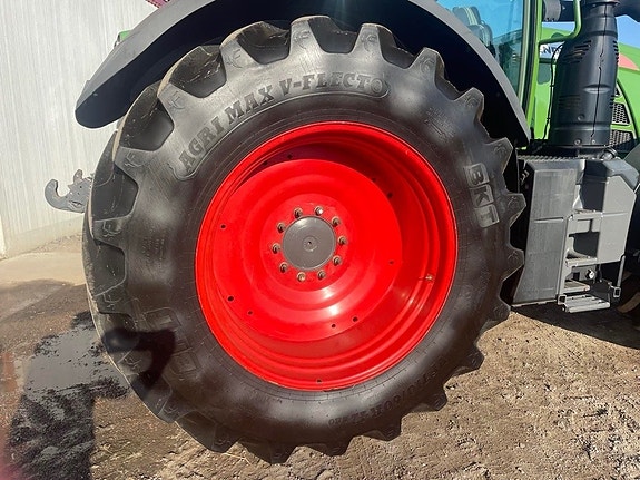 Fendt 724 S4 Profi Plus 6 of 11