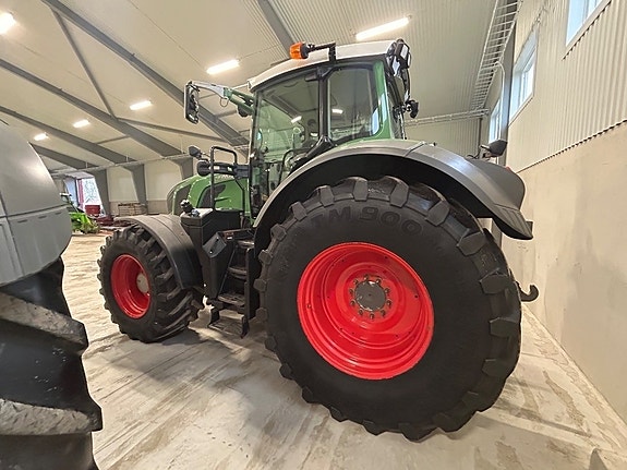 Fendt 828 S4 Profi Plus 8 of 18