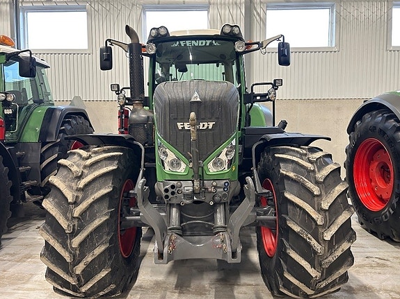 Fendt 828 S4 Profi Plus 2 of 18