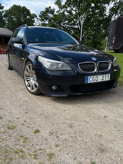 BMW 535d 4 of 5