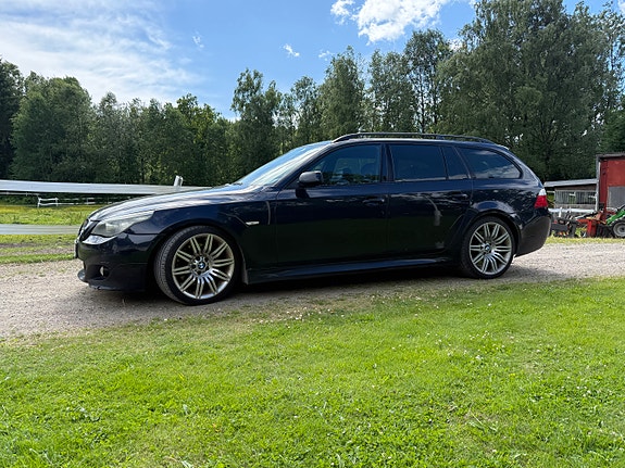 BMW 535d 2 of 5