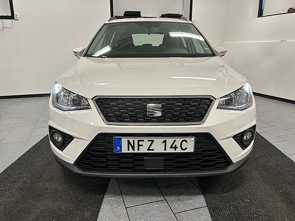 Seat Arona 5 of 22