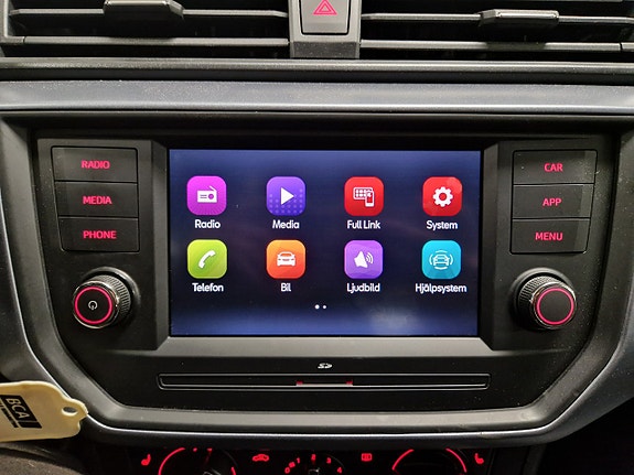 Seat Arona 13 of 19