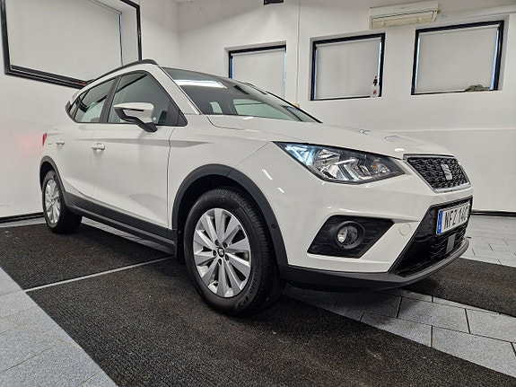 Seat Arona 3 of 19