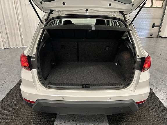 Seat Arona 12 of 22