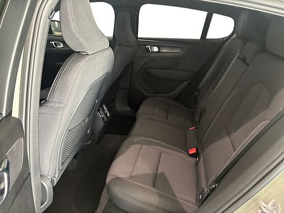 Volvo C40 7 of 16