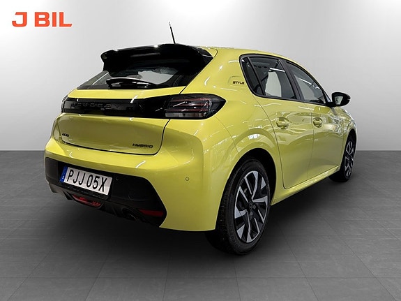Peugeot 208 4 of 5