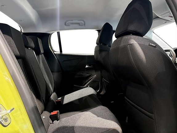 Peugeot 208 8 of 15