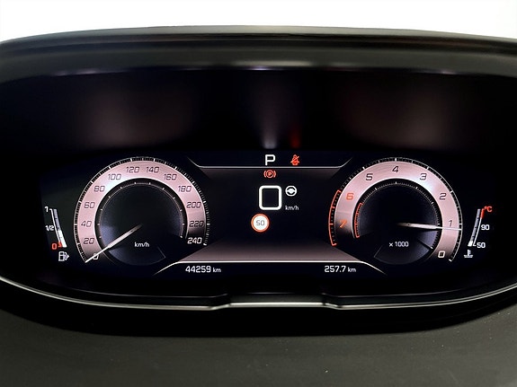 Peugeot 5008 11 of 24