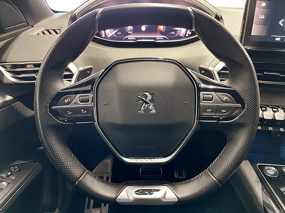 Peugeot 5008 10 of 24