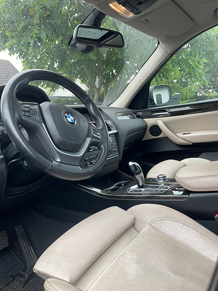 BMW X3 4 of 5