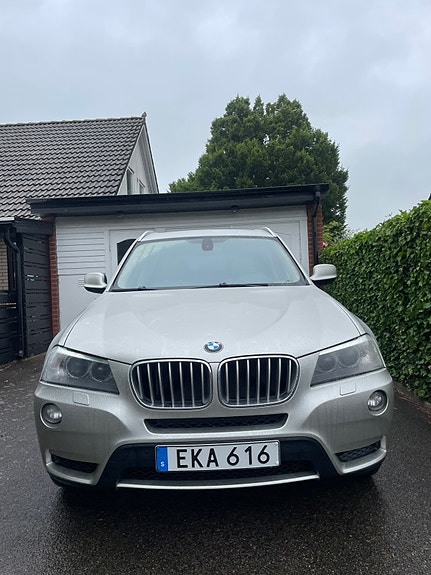 BMW X3 2 of 5