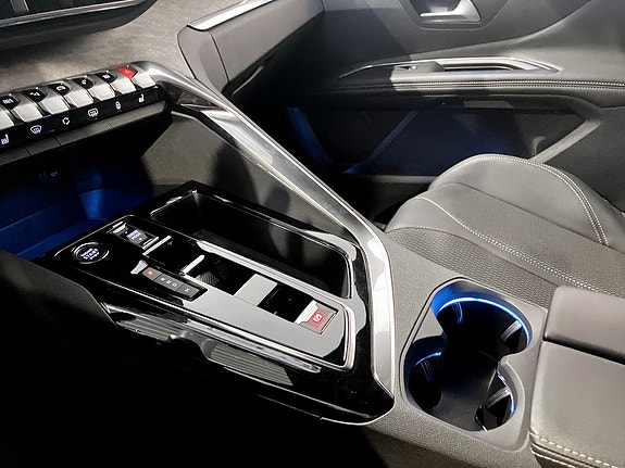 Peugeot 3008 12 of 15