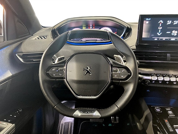 Peugeot 3008 10 of 15
