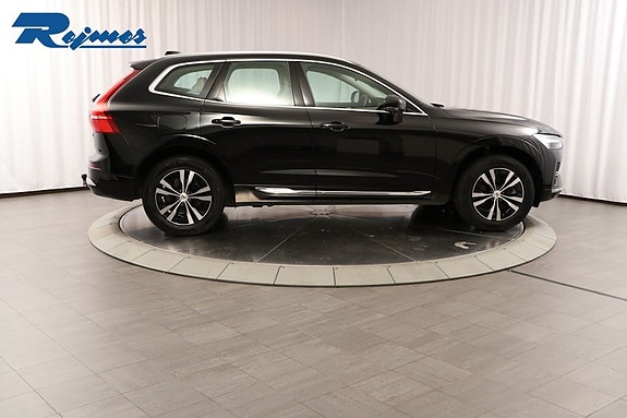 Volvo XC60 3 of 25