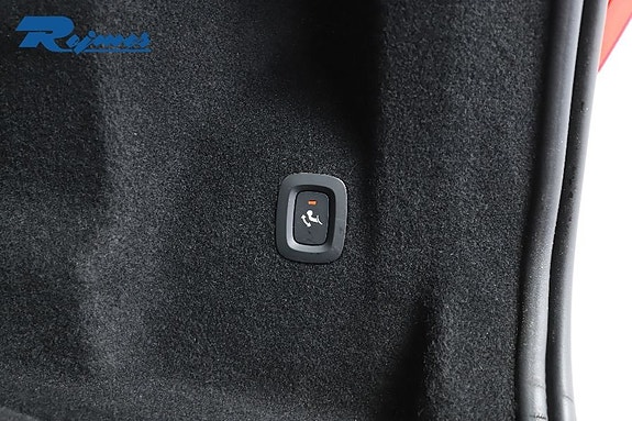 Volvo XC60 19 of 25