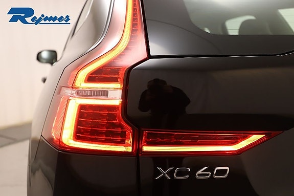 Volvo XC60 15 of 25
