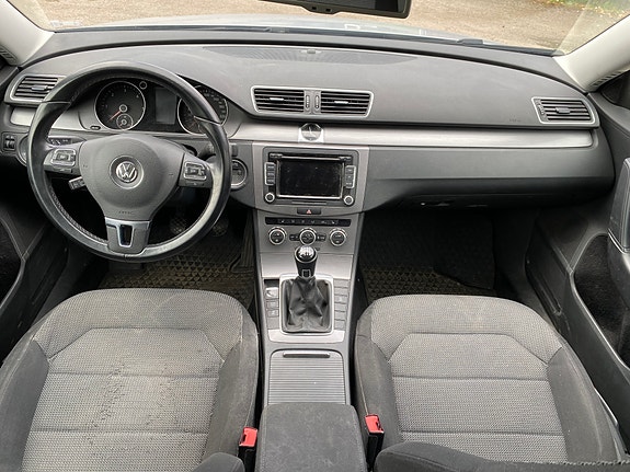 Volkswagen Passat 4 of 5