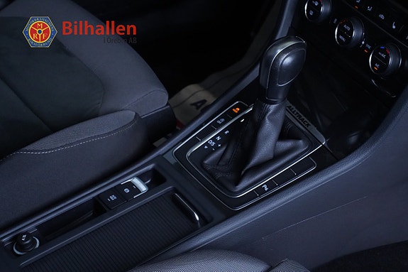 Volkswagen Golf Alltrack 8 of 12