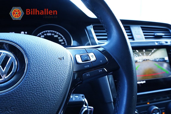 Volkswagen Golf Alltrack 12 of 12