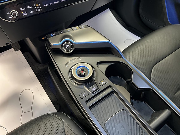 Kia EV6 12 of 24