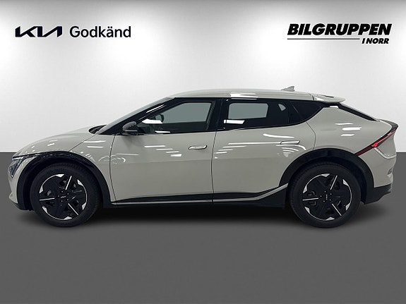 Kia EV6 4 of 5