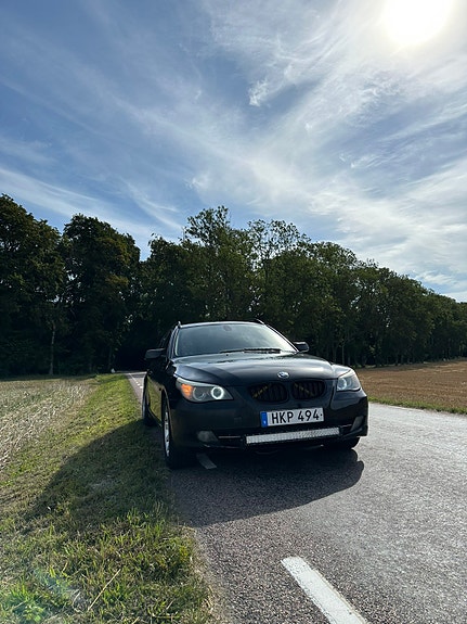 BMW 520d 4 of 6