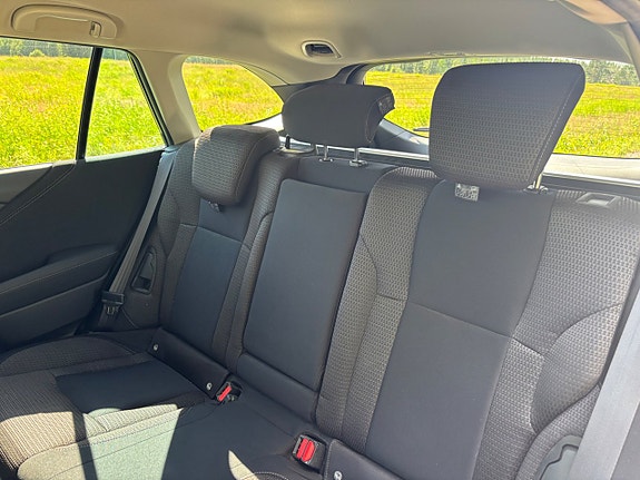 Subaru Outback 13 of 22