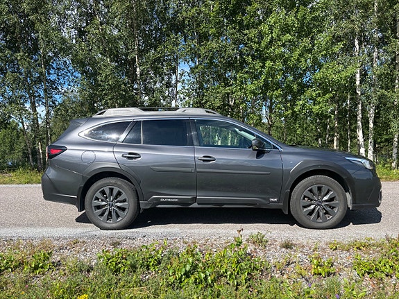 Subaru Outback 8 of 22