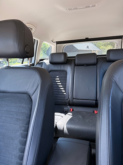 Volkswagen Passat 13 of 19