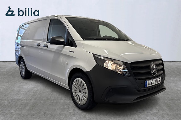 Mercedes-Benz eVito Tourer 3 of 5