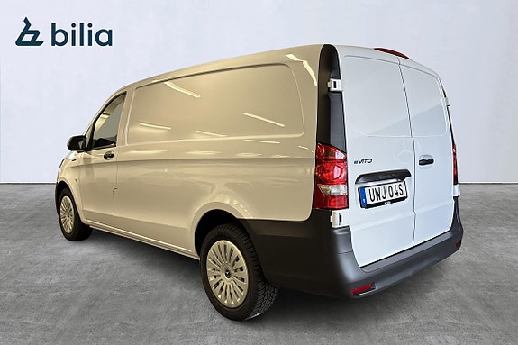 Mercedes-Benz eVito Tourer 9 of 17