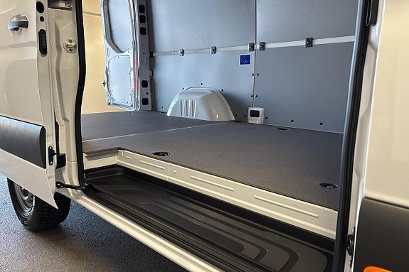 Mercedes-Benz eSprinter 312 5 of 15