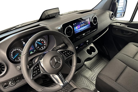 Mercedes-Benz eSprinter 312 11 of 15